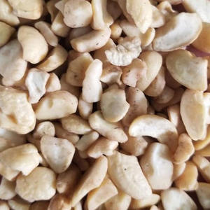 เม็ดมะม่วงหิมพานต์ดิบธรรมชาติ 100% สดใหม่ เกรดสูงจากเวียดนาม บรรจุกล่อง 20 กก. อร่อยและมีคุณค่าทางโภชนาการ ราคาส่งถูก - Product Image 1