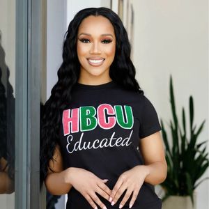 Hbcu เสื้อยืดกำมะหยี่สีแดงสีขาวของผู้หญิงเสื้อยืดผ้าฝ้ายพรีเมี่ยมทรงคลาสสิกพอดีเสื้อผ้ากรีกนุ่มสบายปักโลโก้ทันสมัย - Product Image 6