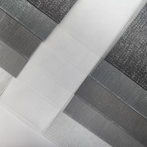 ستائر زيبرا قماشية معتمة مزدوجة الطبقة 100% بوليستر لستائر النوافذ الدوارة - Product Image 5