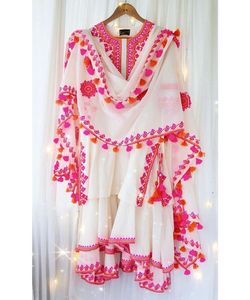 Elegante traje de novia de algodón: haga una declaración con nuestro fabuloso, último y lujoso traje de boda - Product Image 3