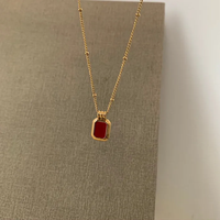 Vente en gros Collier en acier inoxydable 304 plaqué or 18 carats pour femmes, style simple, pendentif tendance, bijoux à breloques, chaîne de câble 8g décontractée
