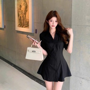 Robe chemise élégante en tissu écologique noir uni à imprimé floral pour femmes, décontractée, pour le bureau et le quotidien - Product Image 2