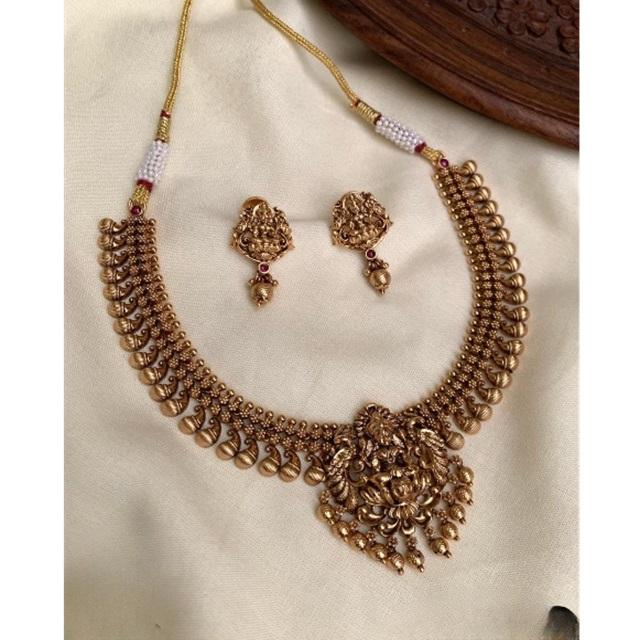 แบบดั้งเดิม