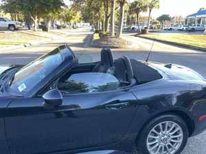 ÚLTIMO MODELO USADO: Fiat 124 Spider Classica - Product Image 2