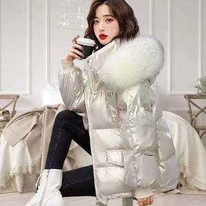 เสื้อโค้ทฤดูหนาวบุสองชั้นแบบยาวหรูหราสำหรับผู้หญิงเสื้อหนาวดีไซน์หรูหราพร้อมฮู้ดขนสัตว์เทียมขนกำมะหยี่มีฉนวนกันความร้อนแฟชั่นให้ความอบอุ่น - Product Image 4