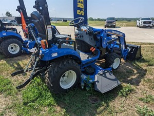 Tractor Compacto New Holland Mini de 20HP 4WD, Precio Económico, Alta Eficiencia, Tractor Utilitario Pequeño para Jardín y Huerto, Venta al Por Mayor - Product Image 5
