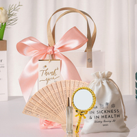 Ensemble de cadeaux personnalisés : éventail en bois, mini miroir de poche, sac en toile, flacon de parfum, cadeau personnalisé pour les invités