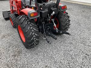 Tracteur à chenilles 4x4 Kioti CK2620HST 2023 avec moteur de 24,5 CV, pompe à engrenages et boîte de vitesses - Composants principaux inclus - Product Image 4
