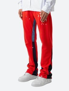 Pantalones de chándal rojos de peso pesado OEM con logotipo personalizado, ropa de calle polar, pantalones de chándal acampanados con dobladillo sin procesar, estampados, unisex - Product Image 3
