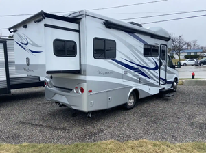 NUEVO EN STOCK PRECIO PARA 2018 Autocaravana Tiffin Motorhomes Wayfarer 24 QW - Product Image 2