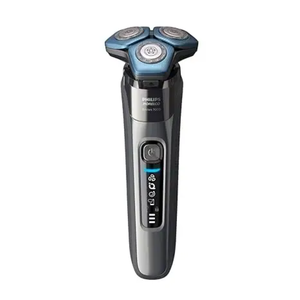 Philips Norelco Shaver 7100, <b>Rechargeable</b> Wet & Dry Electric Shaver with SenseIQ Technology and Pop-up Trimmer for Male S7788/82 - Product Image 4