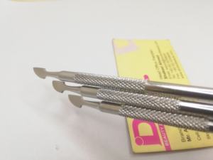 ที่ดันหนังกำพร้าทรงสามเหลี่ยมสองด้านอุปกรณ์ทำเล็บขัดเล็บ - Product Image 2