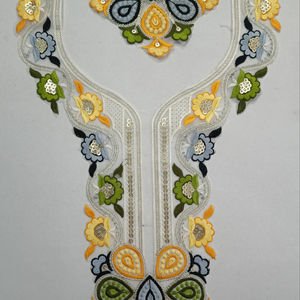 Patchs brodés artistiques collier de cou en tissu net avec embellissements de paillettes pour l'artisanat de couture de vêtements de mode indienne - Product Image 3