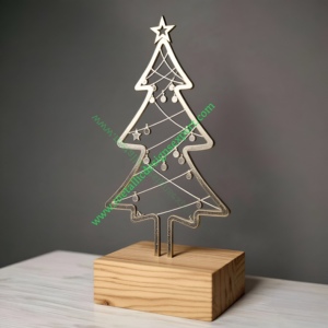 Décoration unique de table de sapin de Noël d'ambiance moderne de vacances avec couches de métal argenté et base ovale en bois - Product Image 5