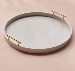 Plateau en bois artisanal orné artistique Accent décoratif pour les maisons élégantes Plateaux en bois finis naturels - Product Image 6