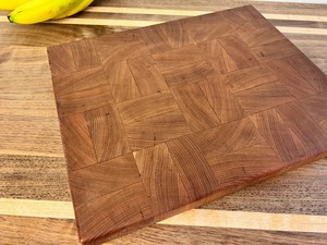 Alta demanda Tabla de cortar de madera para la preparación de verduras o carne y queso sin esfuerzo disponible al mejor precio - Product Image 3