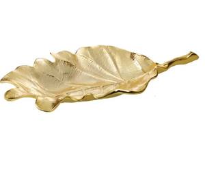 Plato de metal moderno Chapado en oro Hecho a mano Acube Industries Festival Bandeja para servir Mejor calidad y bajo precio - Product Image 1