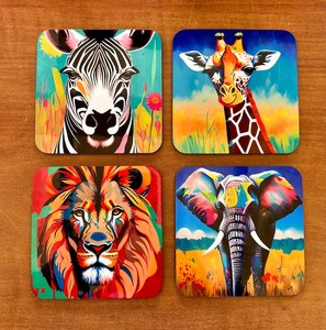 Agregue un toque de encanto de vida silvestre a su espacio con posavasos de animales de colores brillantes con elefante, León, cebra y jirafa - Product Image 1