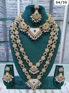 JOYERÍA DE COBRE TRADICIONAL Y DE MODA INDIA CONJUNTO DE JOYERÍA DE BODA NOVIA PARA MUJER CONJUNTO DE PENDIENTES Y COLLAR - Product Image 6