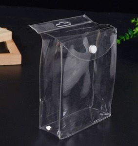 Pochette transparente personnalisée en plastique avec soufflet latéral et fermeture à bouton, emballage étanche pour vêtements, literie et serviettes - Product Image 2
