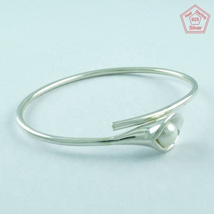 Pearl <b>Stone</b> 925 Sterling Silver Women's Bangle with Freshwater Pearl Adjustable Size Wedding Jewelry - Product Image 2