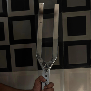 Diapasones de Sonido Terapéutico con Campana Solar, Diapasones Gigantes Muy Grandes - Product Image 1