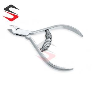 Cortadora de cutículas profesional de etiqueta privada de acero inoxidable de alta calidad más vendida con caja herramienta de pedicura de manicura conjunta - Product Image 1