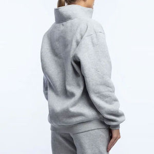 Sudadera Corta de Algodón con Cuello Alto y Media Cremallera para Mujer, Estilo Streetwear, Lavado Ácido, Tie-Dye, con Logo Frontal, Personalizada OEM de Alta Calidad - Product Image 3