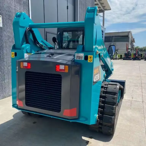 Sunward SWTL-4538 Mini chargeuse compacte Kubota chargeuse sur pneus avec moteur pompe à roulement boîte de vitesses disponible à la vente - Product Image 6