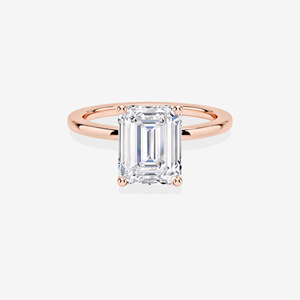 Bague de fiançailles classique solitaire en or 9 carats avec moissanite taille émeraude incolore (D-E) et taille excellente/brillante – Élégance assurée - Product Image 6