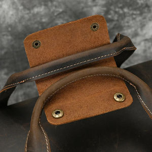 Sac polochon de sport étanche de grande capacité avec fermeture éclair logo personnalisé pliable à des prix abordables sac de sport de voyage pour le sport en voyage - Product Image 3