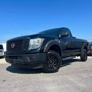 Titan XD S LHD 2017 Usado en Buen Estado - Product Image 1