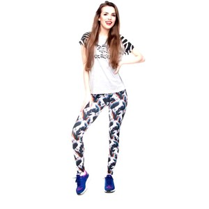 Leggings de sport uniques pour femmes Fabricant de vêtements de yoga biologique Taux de gros Logo personnalisé Prix bon marché - Product Image 3