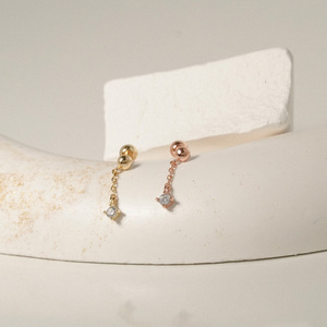 Orecchini alla moda da donna con catena cubica in zirconio a forma di triangolo da donna con orecchini a bottone Fine in oro 14k-Jewelry gioielli di base per gioielli - Product Image 6