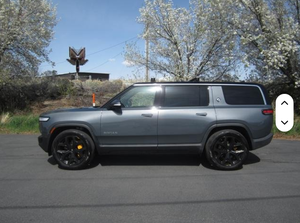 Rivian R1S 2022 Usado a Precio Accesible - en Venta - Product Image 5