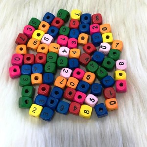 Perles en bois multicolores, forme personnalisée et perles en bois colorées, façonnées et dimensionnées à la main, produit artisanal indien - Product Image 3