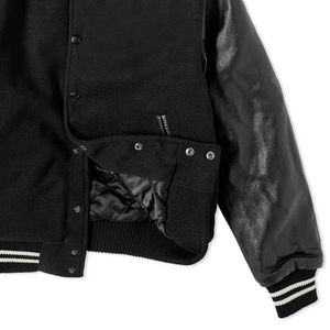 Veste en polaire PU décontractée pour homme avec écusson brodé, veste universitaire Letterman de baseball avec tissu en toile à col montant - Product Image 2