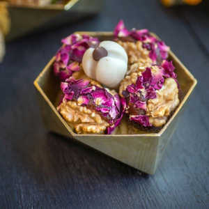 Bol à salade Portis en acier inoxydable de haute qualité 23 cm bol à fruits en laiton en métal argenté fabriqué à la main avec travail de sculpture décoratif - Product Image 2