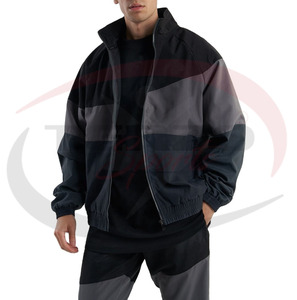 Venta al por mayor de chándal cortavientos de nailon para exteriores informal con logotipo personalizado para hombre transpirable ropa de calle de talla grande otoño impreso a prueba de viento - Product Image 2