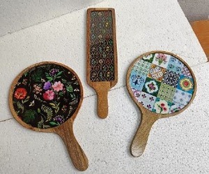 Classic Wooden Enamel Printed Platters Artisan Crafted with Gorgeous Designs Square Shape for Hotel Serving Guest Displaying - Product Image 2