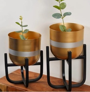 Macetas de Metal para Decoración del Hogar y la Guardería, Estilo Nuevo, Proveedor y Fabricante de Macetas Antiguas de la India - Product Image 5
