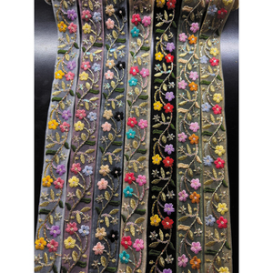 Tela nupcial al por mayor de la marca Honey Lace, bordada con lentejuelas y patrón floral, estilo moderno y tradicional para bodas. - Product Image 3