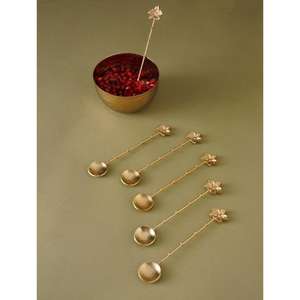 ชุดช้อนส้อมขัดเงาสุดหรูพร้อมดีไซน์ทันสมัยเรียบหรูสำหรับโต๊ะอาหารที่ดูมีระดับและการเสิร์ฟอาหารคุณภาพสูง - Product Image 1