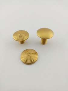 Punti Tattili Rotondi in Ottone con Superficie Striata, Indicatore Guida Senza Barriere per Non Vedenti, per Esterni - Product Image 3