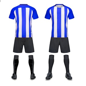 Vente en gros d'uniformes de football bon marché personnalisés pour hommes, Offre Spéciale par sublimation sur mesure, maillot d'équipe de football, vêtements de sport pour adultes - Product Image 4