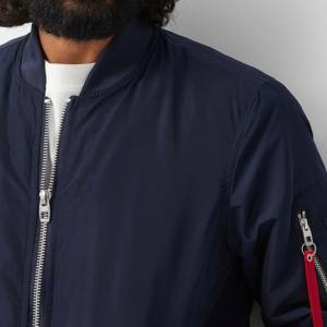 Vente en gros personnalisé pour hommes grande taille polyester satin bombardier veste d'hiver col montant imperméable coupe-vent devant garçons - Product Image 2