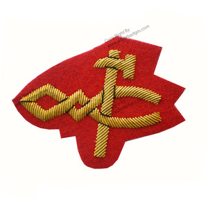 Écussons et écussons brodés en or noir personnalisés en gros Écussons à coudre faits à la main avec décoration de perles du Pakistan - Product Image 5