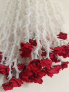 Cadena tradicional de nardo blanco Rajnigandha Rose Mala para decoraciones de Festival Haldi Mehendi para fiesta de boda - Product Image 4