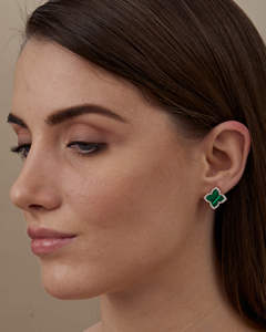 Pendientes de botón Statement con marco de diamantes Bunchberry, diamantes naturales de 0.46 ct G-H VS, malaquita, nácar y oro macizo de 14K, regalo - Product Image 4