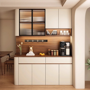 Meuble de rangement sur mesure pour la maison avec section de présentation verticale, fond imitation bois, étagère ouverte, portes sans poignées et grande capacité - Product Image 3